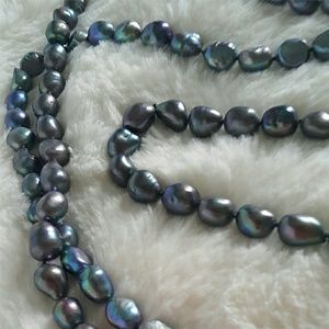 Freshwater Pearl Necklace Peacock Color 64"